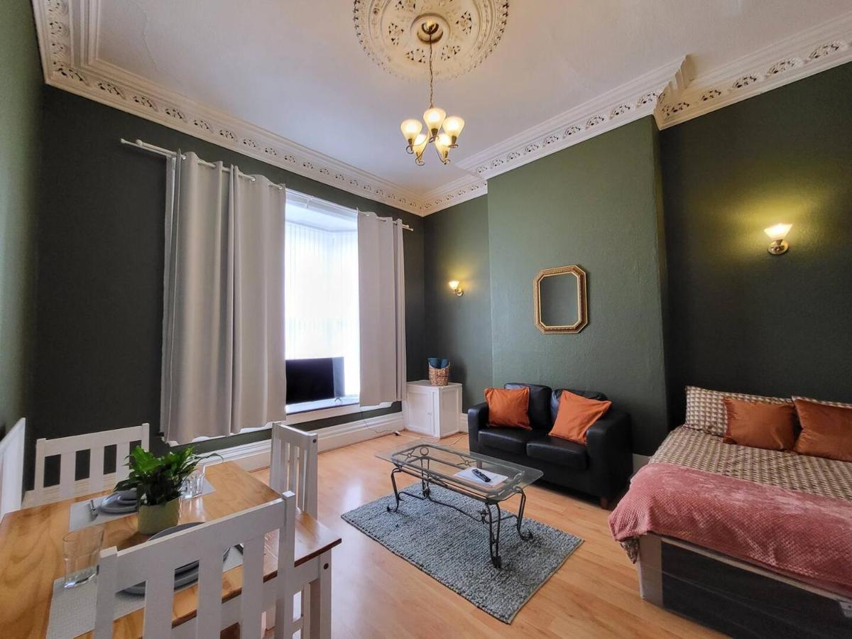 Large Digbeth Double Room Shared Bathroom Birmingham Exterior foto